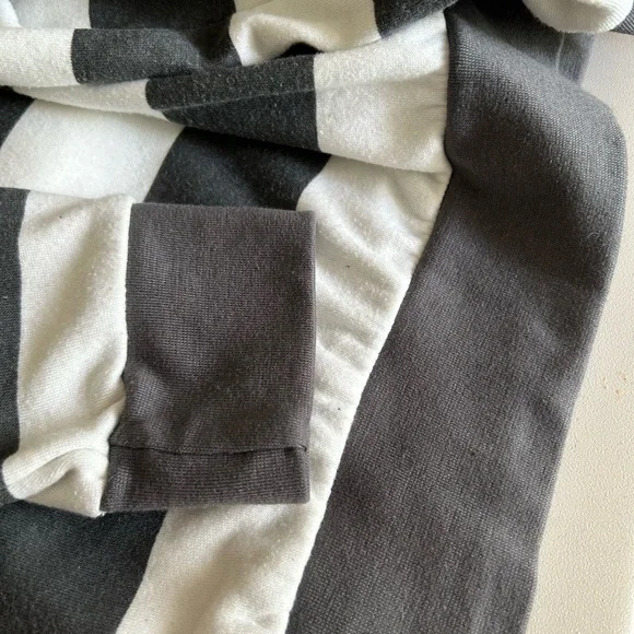 Charcoal and White Striped Hoodie - Picture 4 of 6
